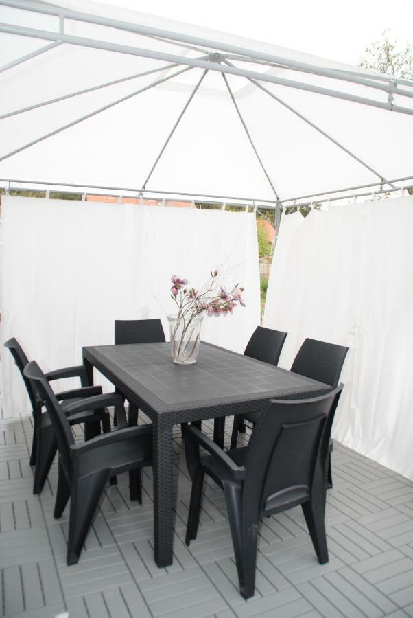 Apartman U Lesa Apartment Ratiskovice Bagian luar foto